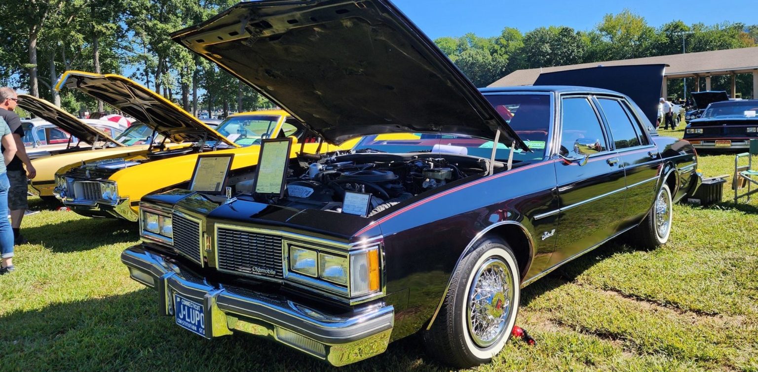 Home New England Oldsmobile Club